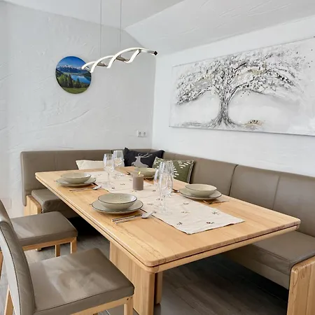 Feel Free 95 By Aa Homes Apartmán