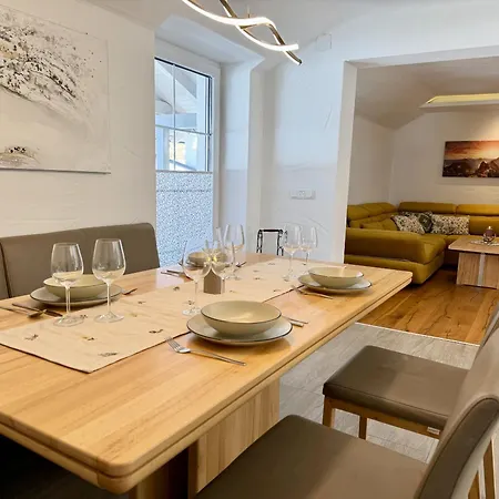 Feel Free 95 By Aa Homes *