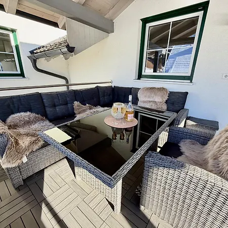 Feel Free 95 By Aa Homes *