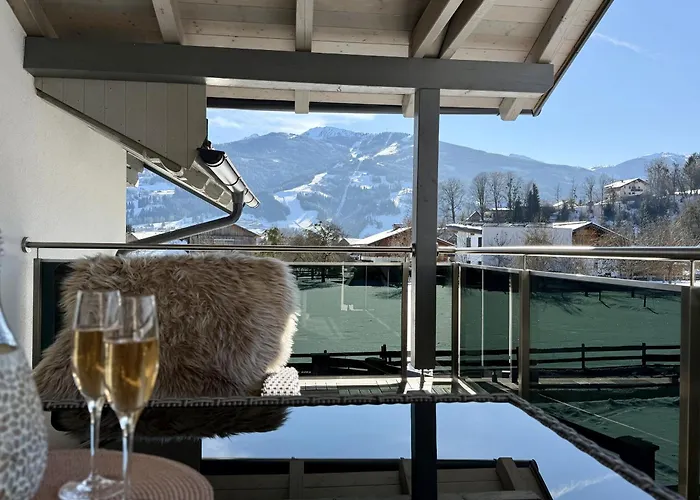 Feel Free 95 By Aa Homes